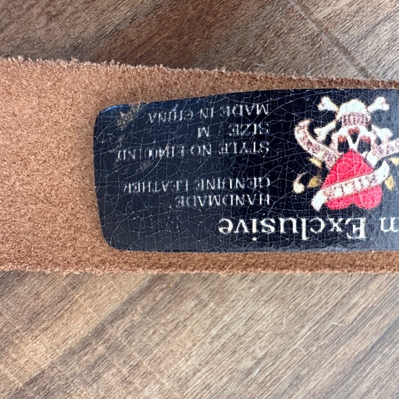 Ed Hardy Black Belt with Colorful Graphics Vintage - Picture 16 of 16